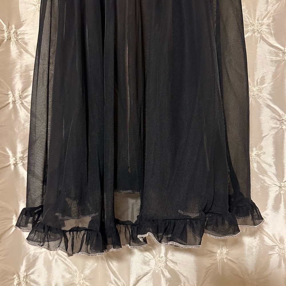 Victoria’s Secret Black Sheer Lace Babydoll Lingerie Chemise Slip Lace Ruffles - Picture 3 of 9